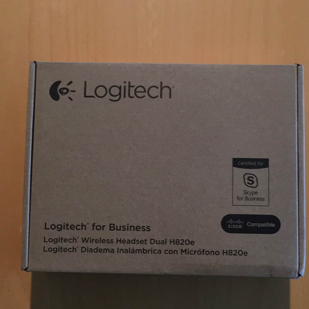 Logitech USB Headset & Noise-cancelling Mic H820e - Picture 3 of 6